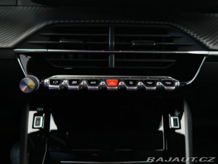Peugeot 2008 1.2PureTech,74kW,ALLURE,M 1800