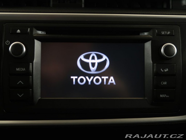 Toyota Auris 1.6Valvematic,97kW,CZ,Act 2015