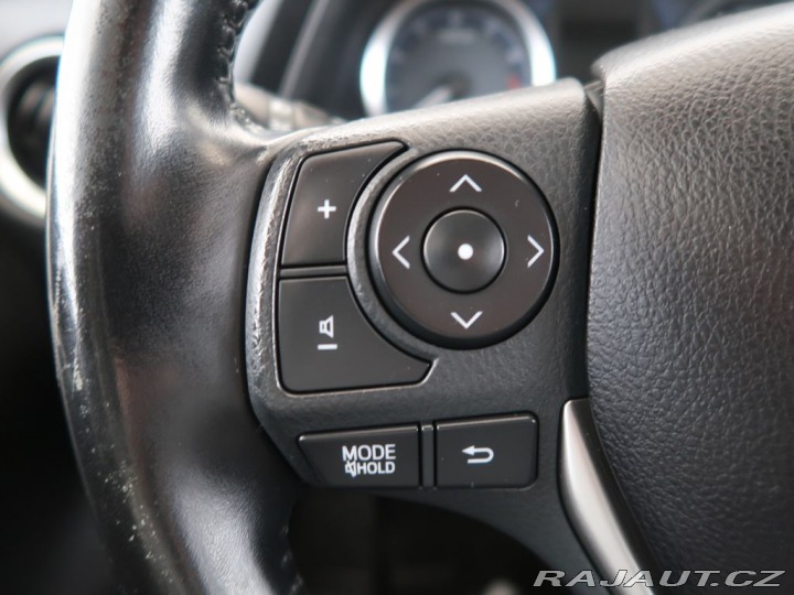 Toyota Auris 1.6Valvematic,97kW,CZ,Act 2015