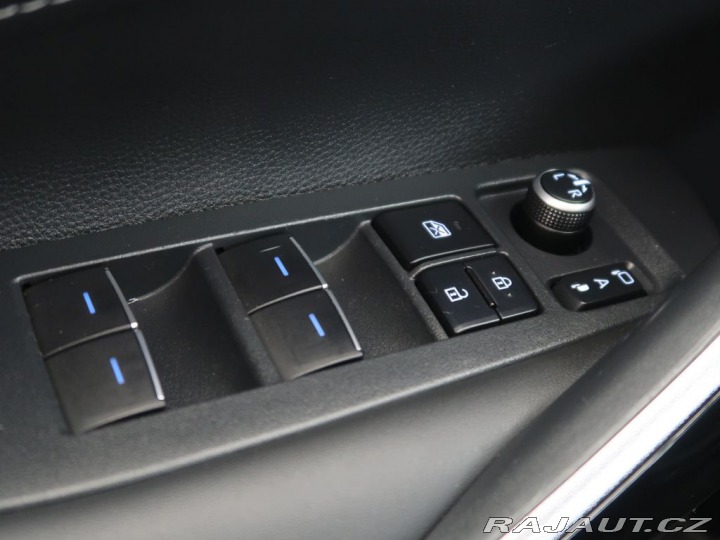 Toyota Corolla 1.8Hybrid,CZ,1Maj,Comfort 2023