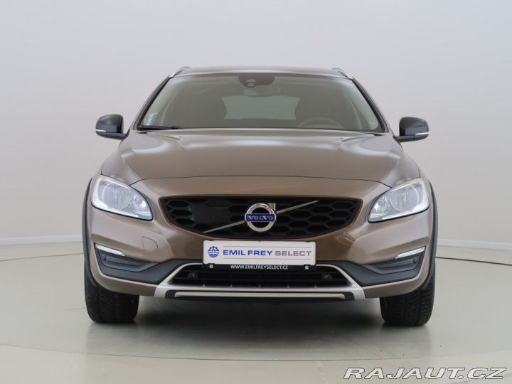 Volvo V60 2.0D4,110kW,Manuál 2016