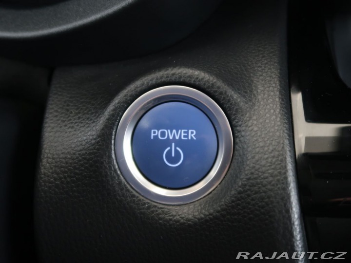 Toyota Yaris Cross 1.5Hybrid,CZ,1Maj,Executi 2023