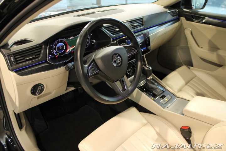 Škoda Superb TDi DSG 4x4 Style Combi 2019