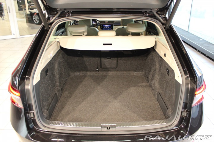 Škoda Superb TDi DSG 4x4 Style Combi 2019