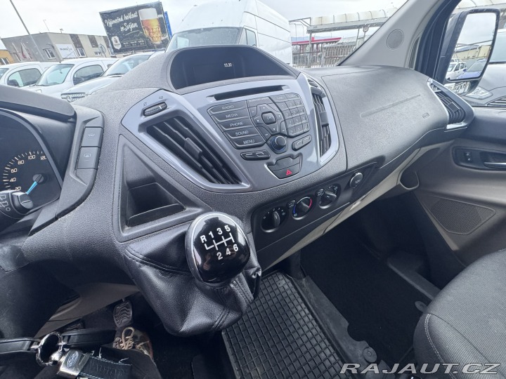 Ford Tourneo Custom 2,0D 125KW 8 MÍST TITAN 2018