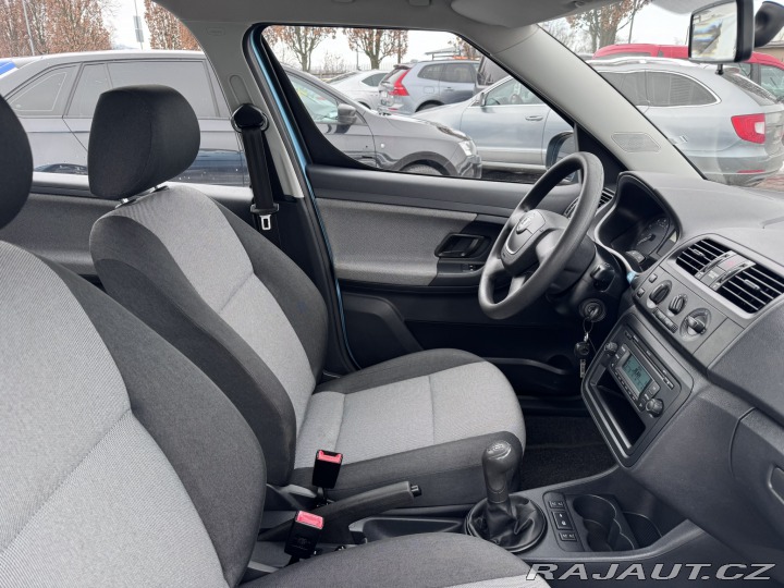 Škoda Roomster 1,2 TSI 63 KW STK SŠA 2011