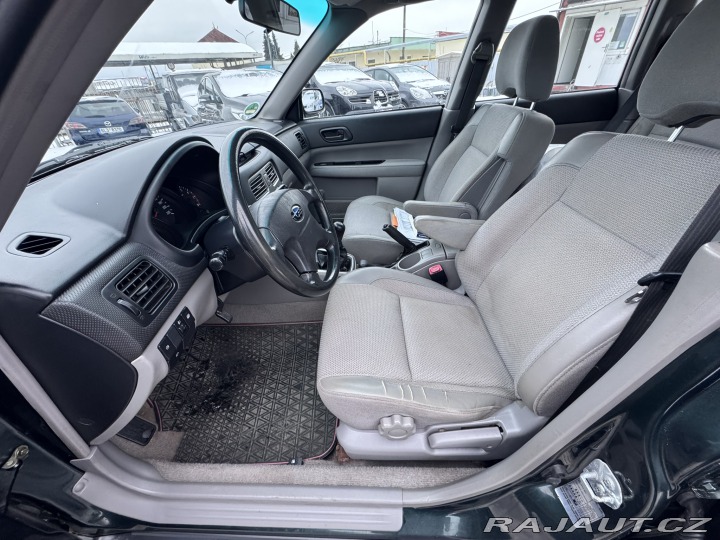 Subaru Forester 4X4 2,0i 92 KW TAŽNÉ 1MAJ 2003