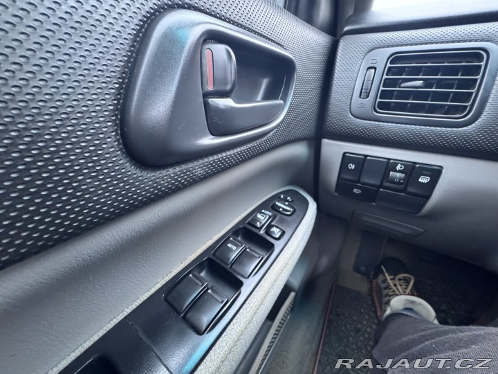 Subaru Forester 4X4 2,0i 92 KW TAŽNÉ 1MAJ 2003