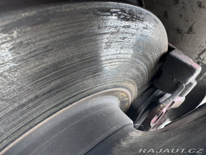 Mercedes-Benz M ML 320 3,0D V6 165KW ČR 2005