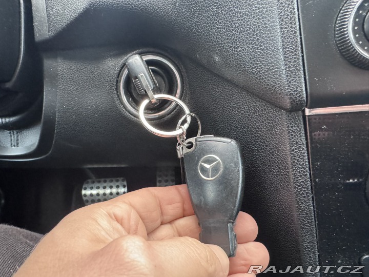 Mercedes-Benz M ML 320 3,0D V6 165KW ČR 2005