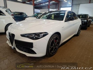 Alfa Romeo Giulia 2.0 Turbo 206kW AT8-Q4 Ve