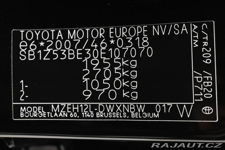 Toyota Corolla 2,0 VVTi HEV 135 kW CVT Z 2022