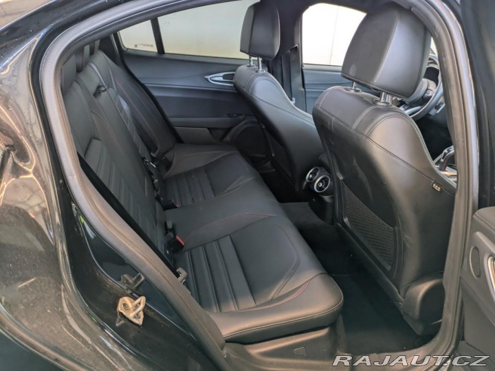 Alfa Romeo Giulia 2.0 T 206kW Q4 Competizio 2023