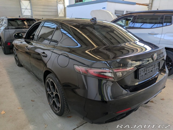 Alfa Romeo Giulia 2.0 T 206kW Q4 Competizio 2023