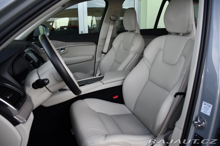 Volvo XC90 T8 AWD RECHARGE REZERVACE 2024