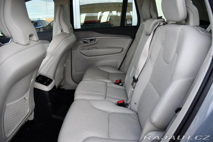 Volvo XC90 T8 AWD RECHARGE SoH 100% 2024
