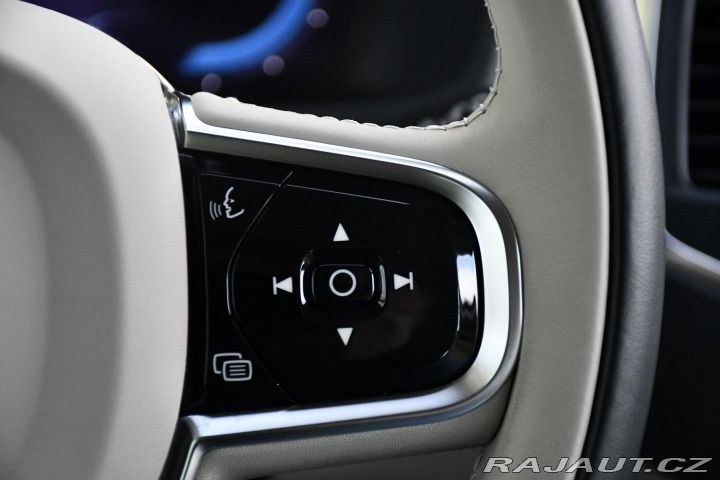 Volvo XC90 T8 AWD RECHARGE REZERVACE 2024