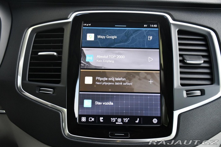 Volvo XC90 T8 AWD RECHARGE REZERVACE 2024