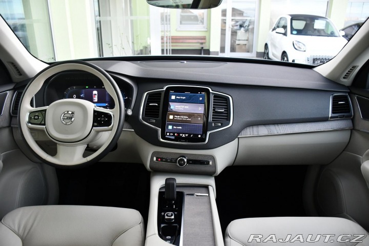 Volvo XC90 T8 AWD RECHARGE REZERVACE 2024