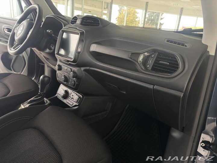 Jeep Renegade 1,3T 4xe*AWD*REZERVACE! 2022