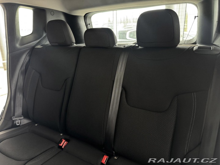 Jeep Renegade 1,3T 4xe*AWD*REZERVACE! 2022