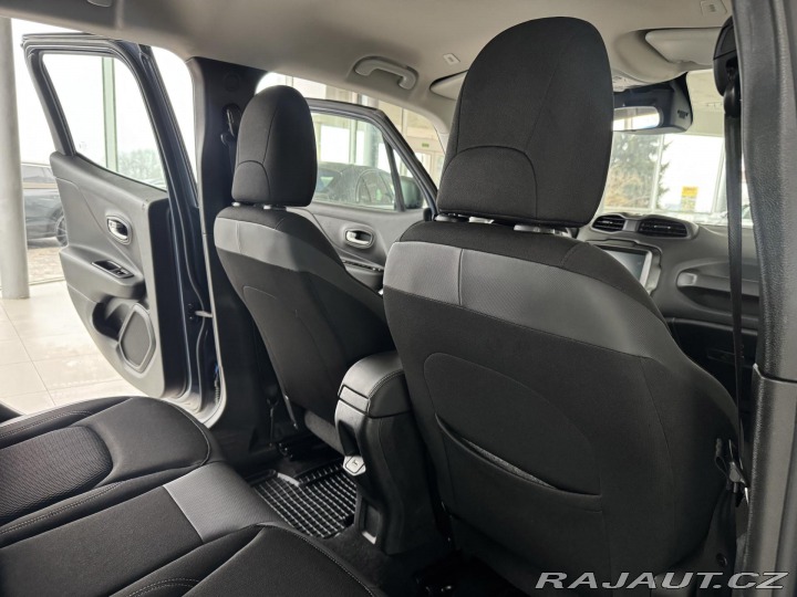 Jeep Renegade 1,3T 4xe*AWD*REZERVACE! 2022