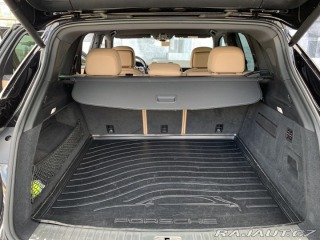 Porsche Cayenne 3.0i, 250KW, VZDUCH, ZÁRU 2019