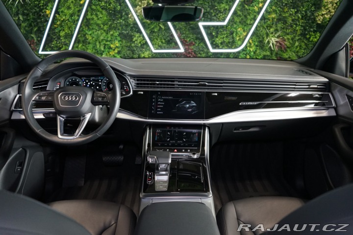 Audi Q8 55TFSI*QUATTRO*KAMERA*LED 2023