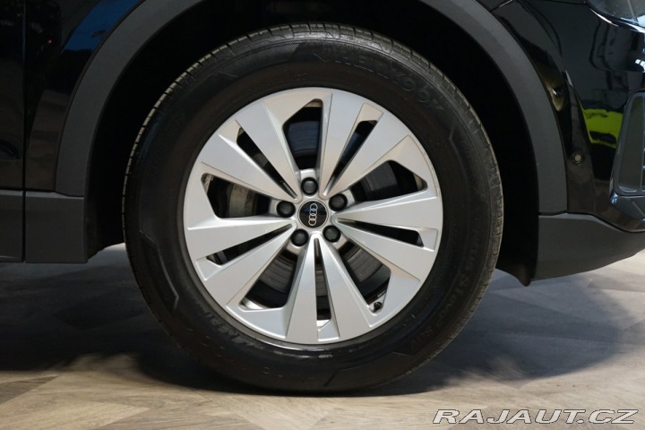 Audi Q8 55TFSI*QUATTRO*KAMERA*LED 2023