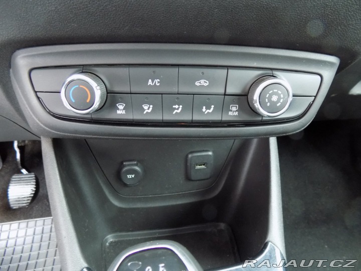 Opel Crossland X 1.2/Activ/1.Maj.ČR/Klima/ 2017