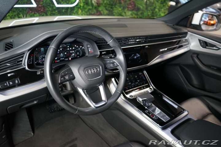 Audi Q8 55TFSI*QUATTRO*KAMERA*LED 2023
