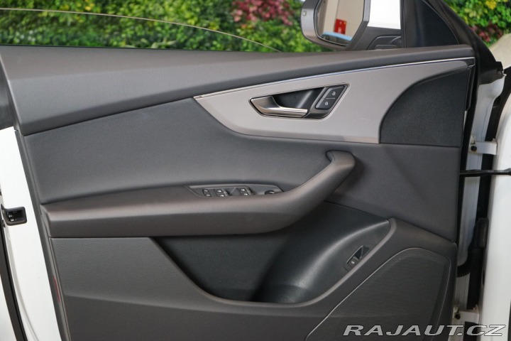 Audi Q8 55TFSI*QUATTRO*KAMERA*LED 2023