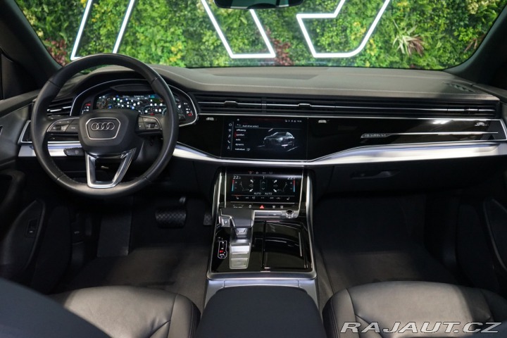 Audi Q8 55TFSI*QUATTRO*KAMERA*LED 2023