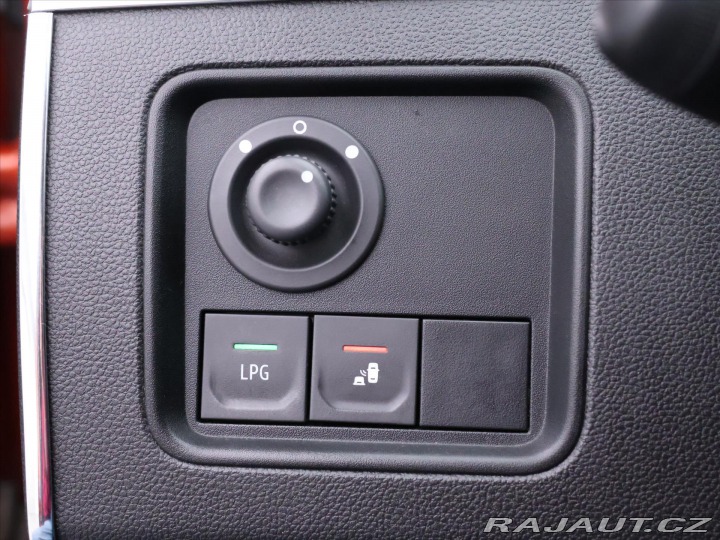 Dacia Duster 1,0 TCe LED Navi CZ 1.Maj 2021