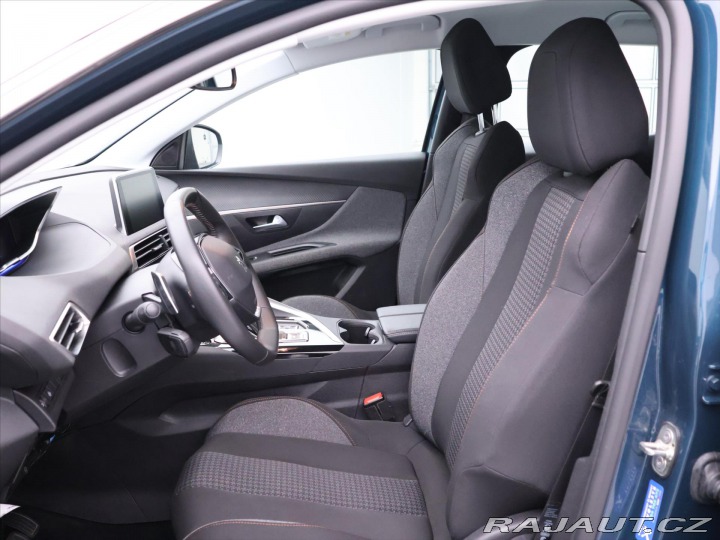 Peugeot 3008 1,2 PT 96kW Aut. CZ DPH 1 2022