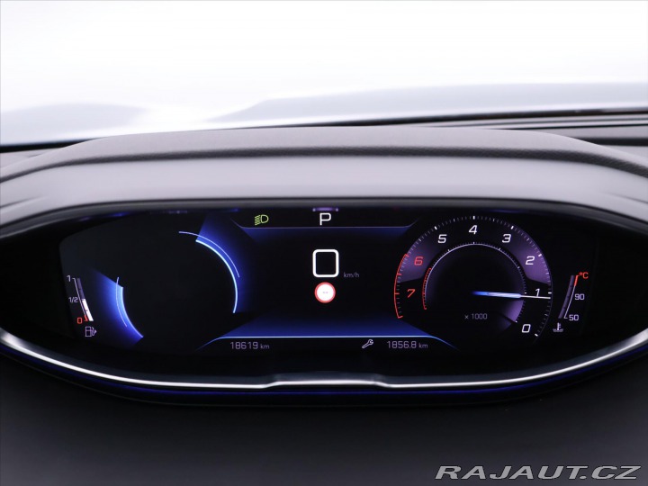 Peugeot 3008 1,2 PT 96kW Aut. CZ DPH 1 2022