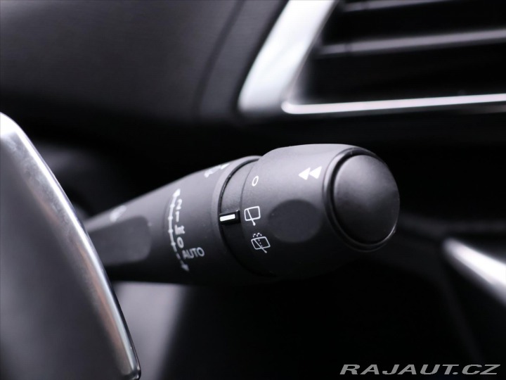 Peugeot 3008 1,2 PT 96kW Aut. CZ DPH 1 2022