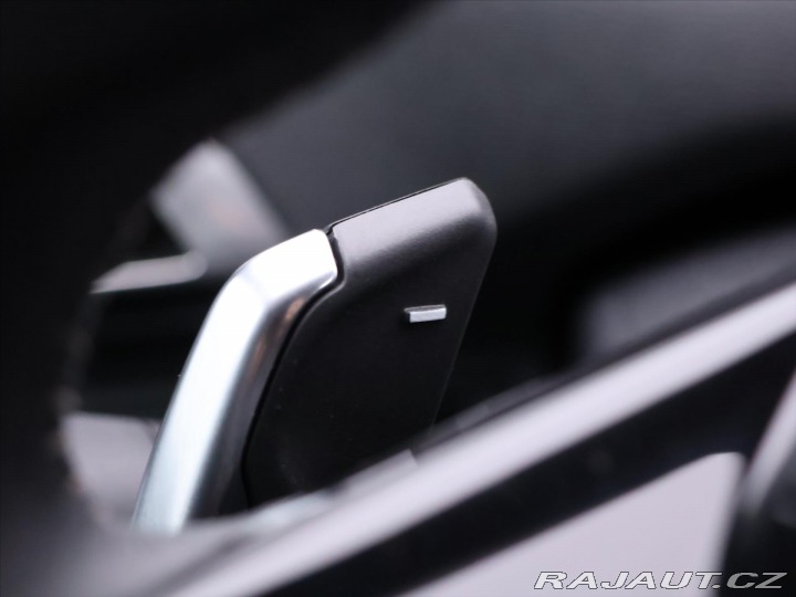 Peugeot 3008 1,2 PT 96kW Aut. CZ DPH 1 2022