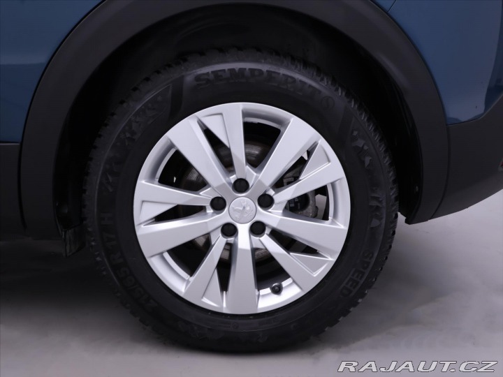 Peugeot 3008 1,2 PT 96kW Aut. CZ DPH 1 2022