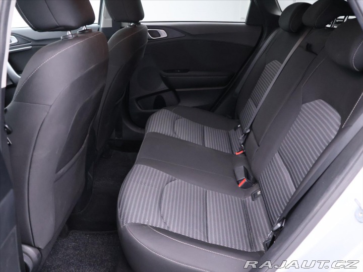 Kia Ceed 1,5 T-GDI 117kW GT-Line C 2022