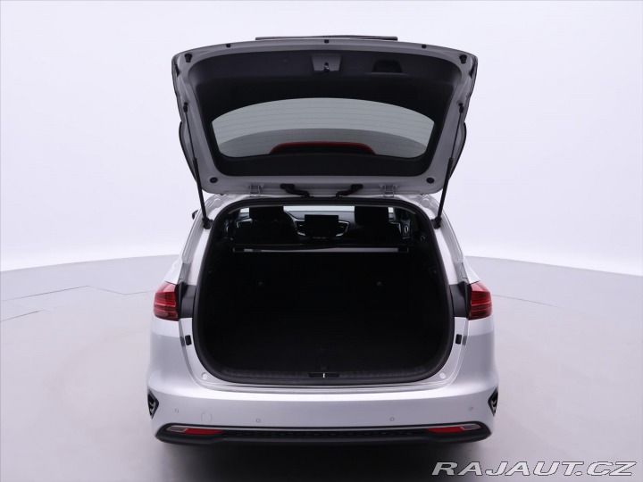 Kia Ceed 1,5 T-GDI 117kW GT-Line C 2022