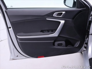 Kia Ceed 1,5 T-GDI 117kW GT-Line C 2022