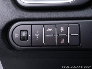 Kia Ceed 1,5 T-GDI 117kW GT-Line C 2022