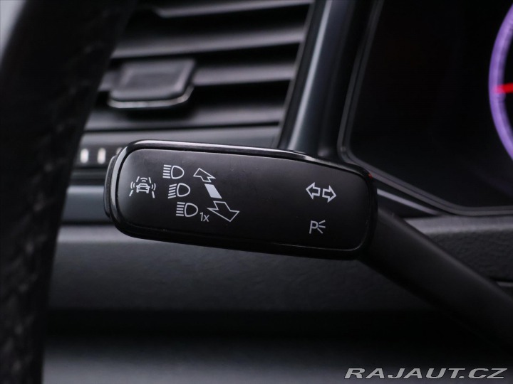 Volkswagen T-Roc 1,0 TSI 85kW Aut.klima CZ 2018