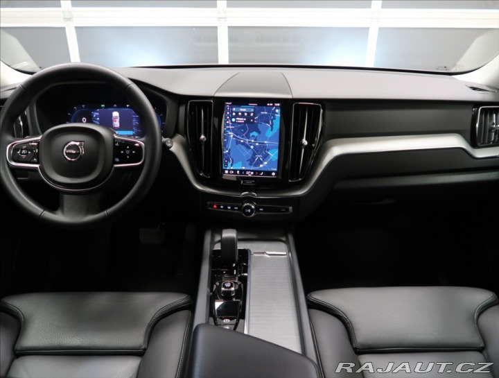 Volvo XC60 2,0 B4 AWD PLUS DARK 1. M 2024