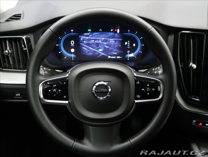 Volvo XC60 2,0 B4 AWD PLUS DARK 1. M 2024