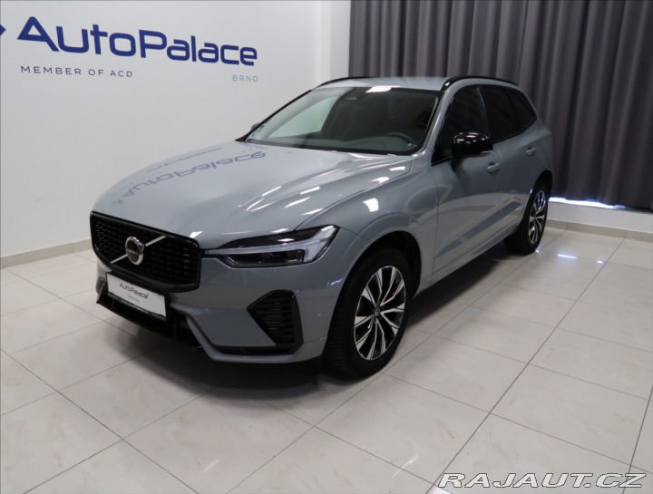Volvo XC60 2,0 B4 AWD PLUS DARK 2024
