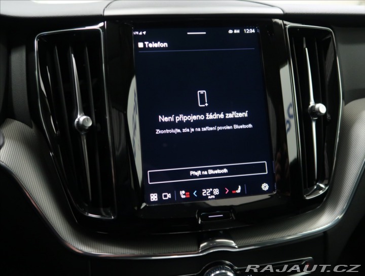 Volvo XC60 2,0 B4 AWD PLUS DARK 2024