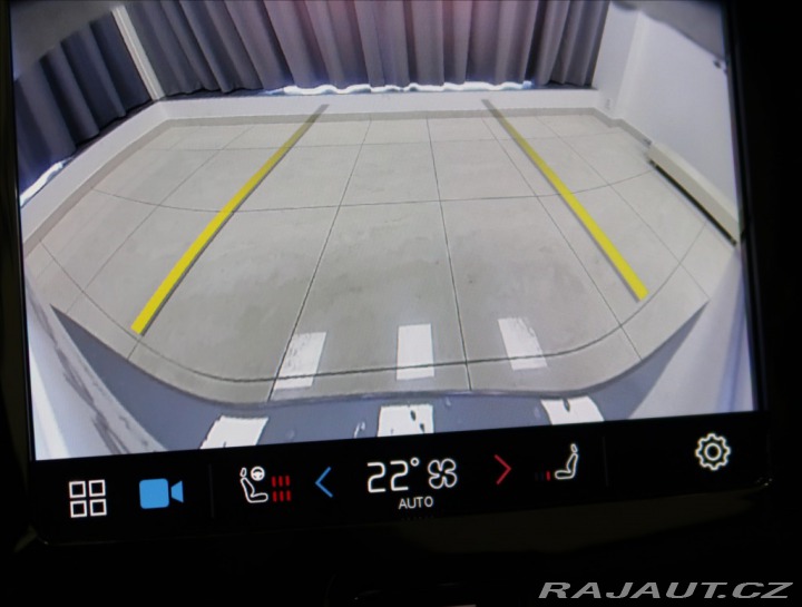 Volvo XC60 2,0 B4 AWD PLUS DARK 2024