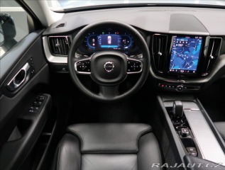 Volvo XC60 2,0 B4 AWD PLUS DARK 2024